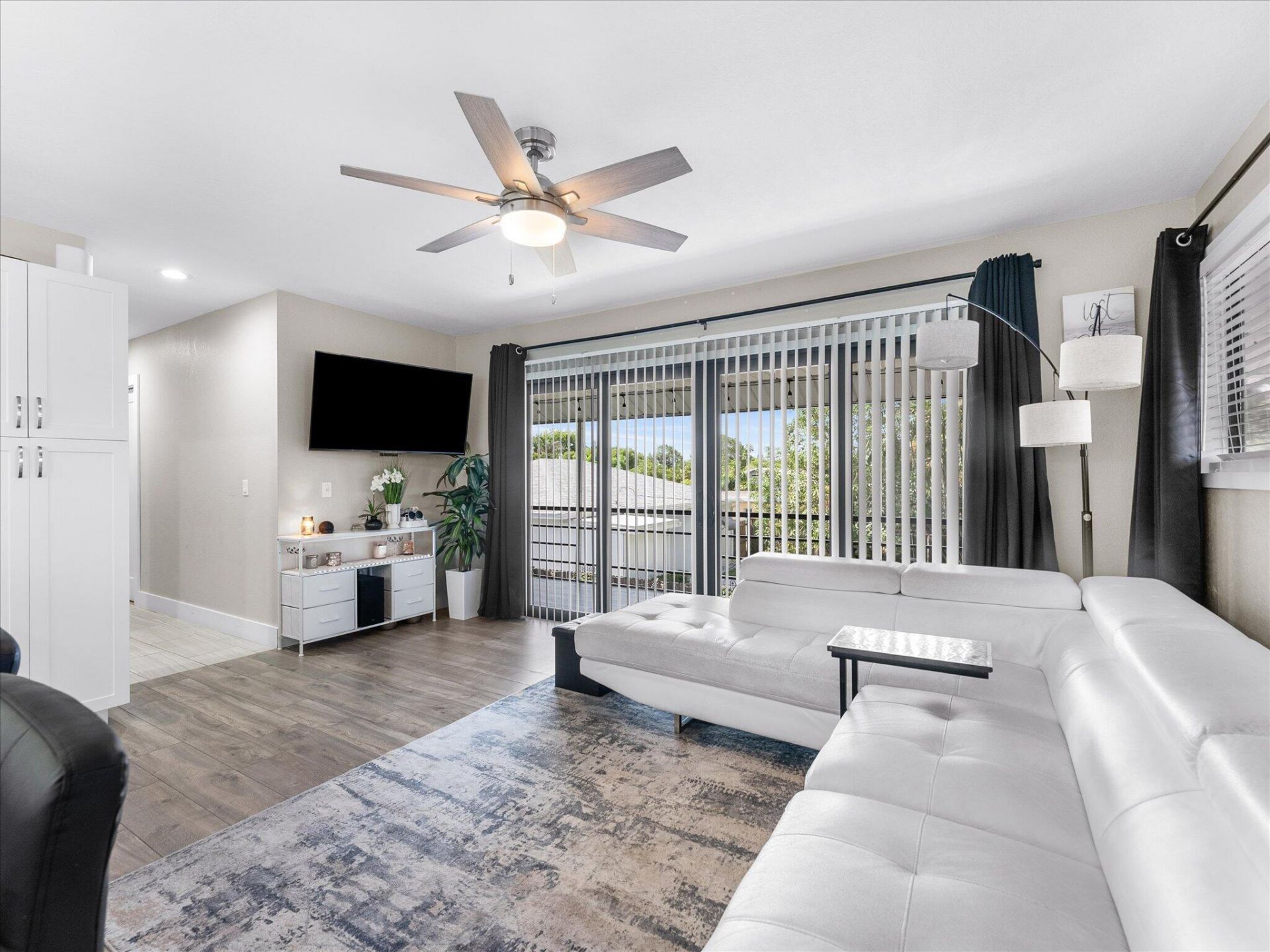 801 S B Street, Lake Worth Beach, FL 33460 Photo