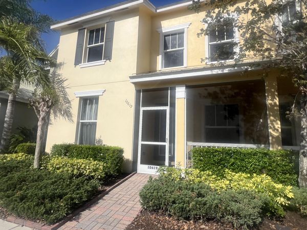 10619 SW Cam Run, Port St. Lucie, FL 34987