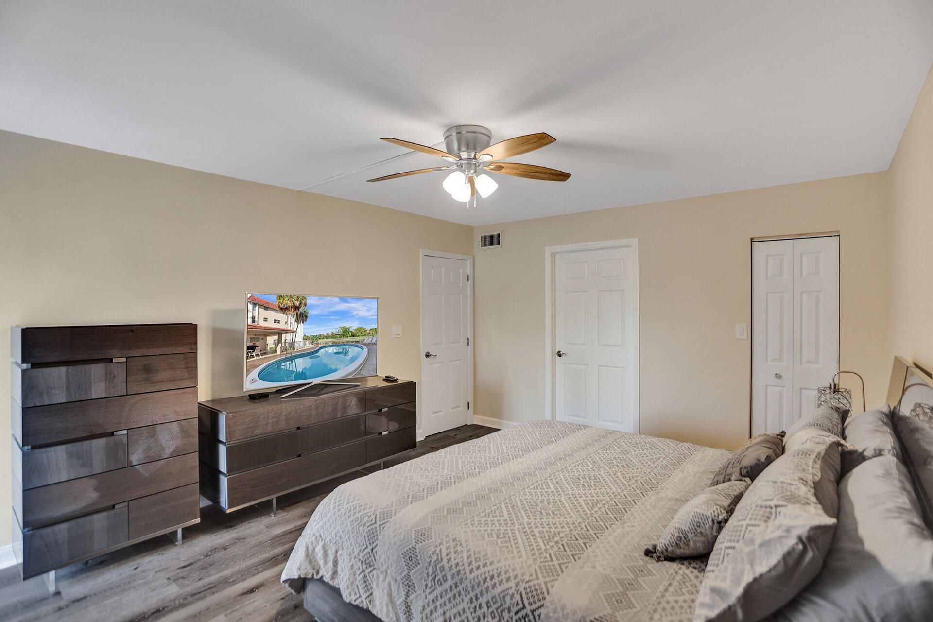 3601 Inverrary Drive, Unit 109, Lauderhill, FL 33319 Photo