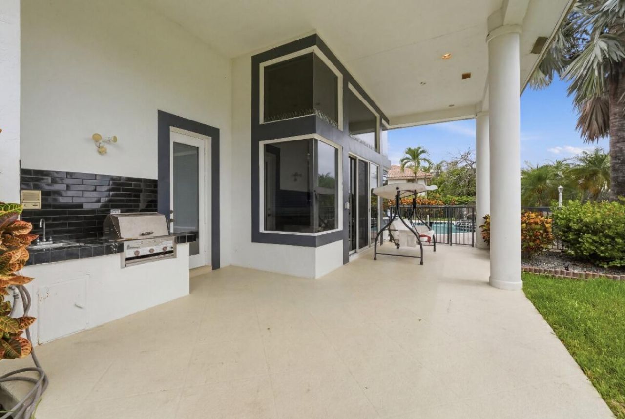 1716 NW 124th Way, Coral Springs, FL 33071 Photo