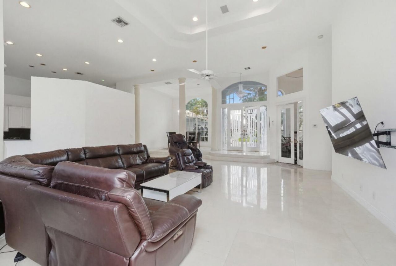 1716 NW 124th Way, Coral Springs, FL 33071 Photo