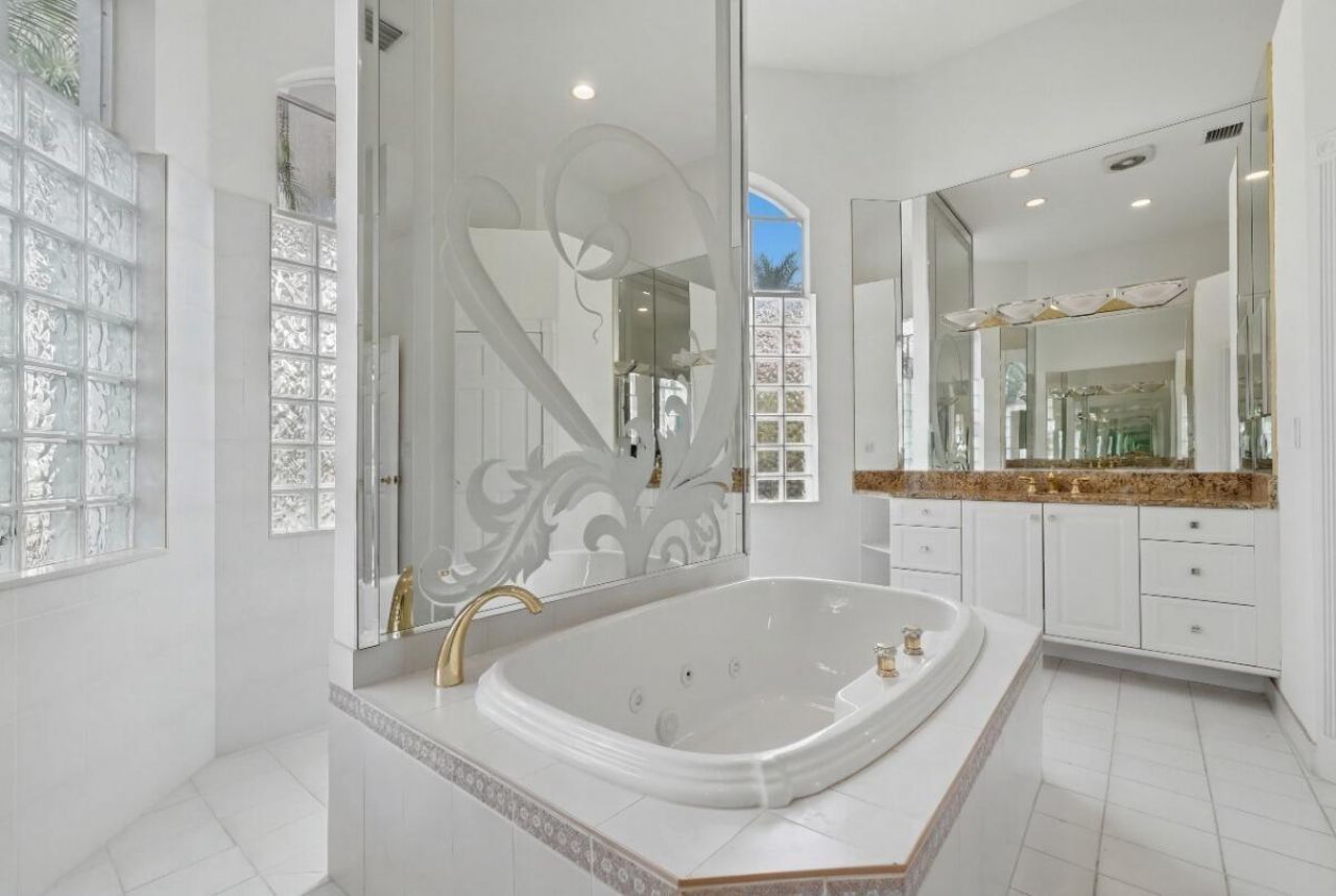 1716 NW 124th Way, Coral Springs, FL 33071 Photo