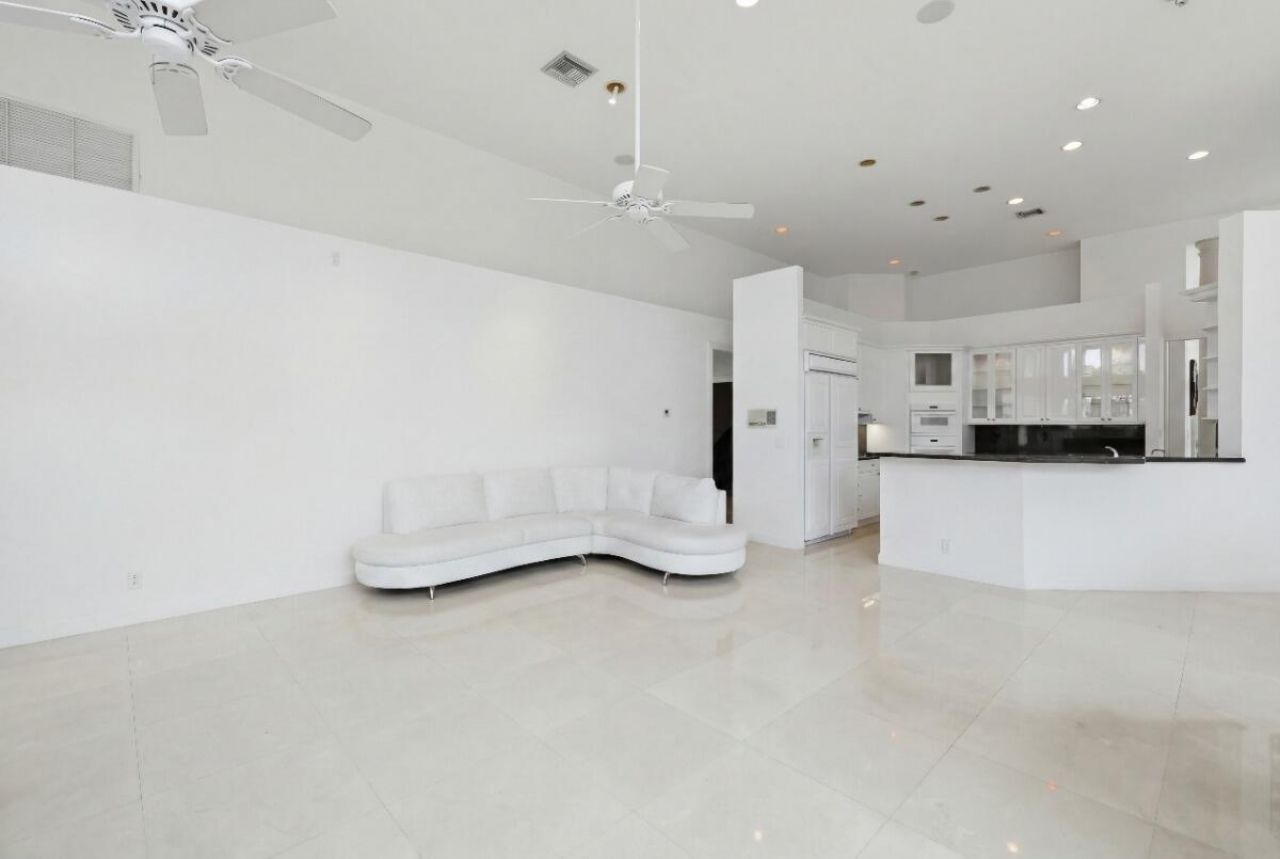 1716 NW 124th Way, Coral Springs, FL 33071 Photo