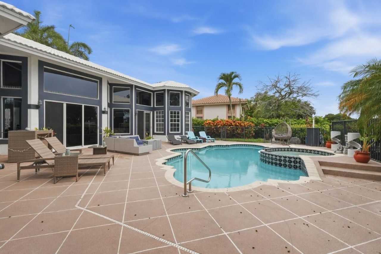 1716 NW 124th Way, Coral Springs, FL 33071 Photo