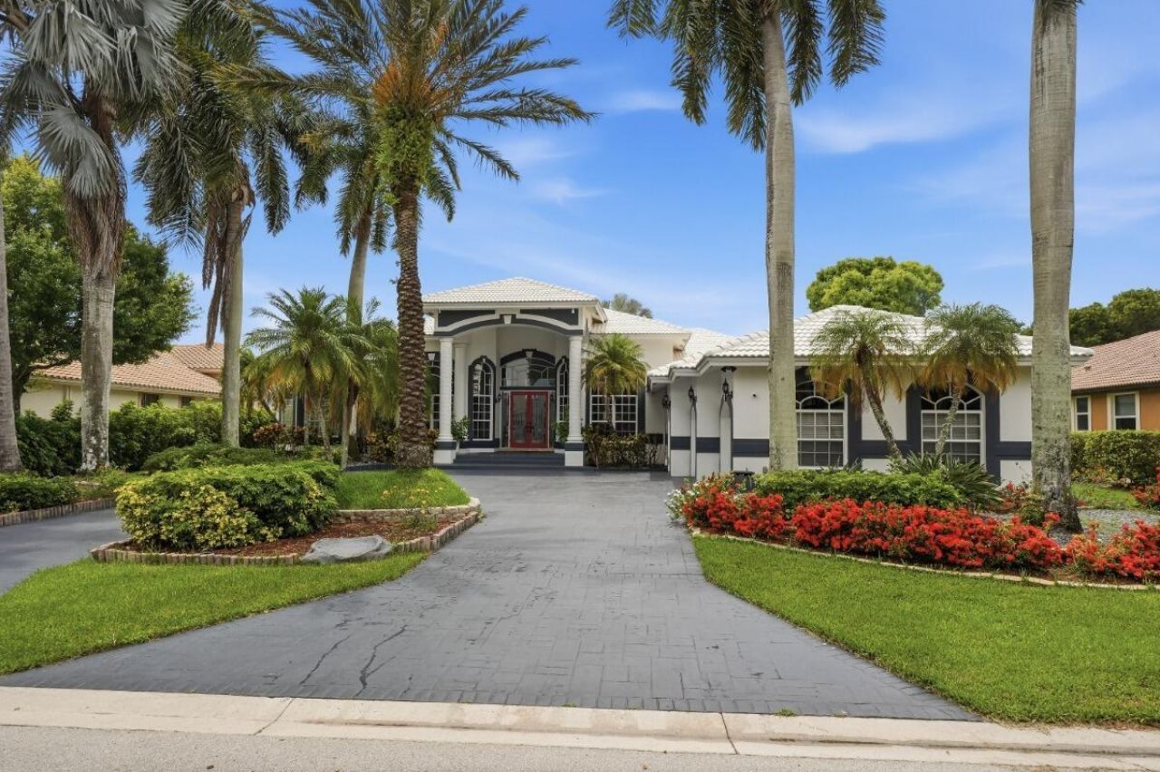 1716 NW 124th Way, Coral Springs, FL 33071 Photo