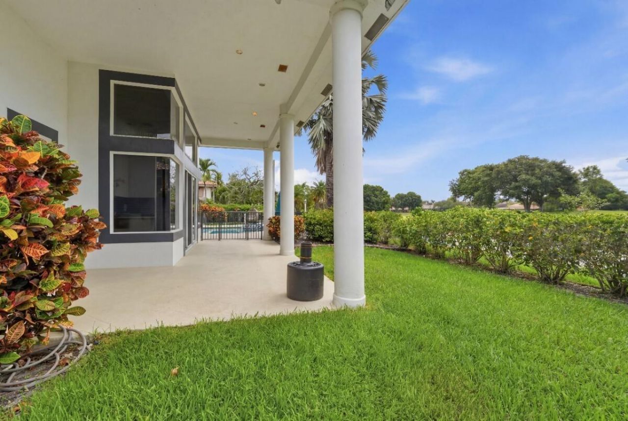 1716 NW 124th Way, Coral Springs, FL 33071 Photo