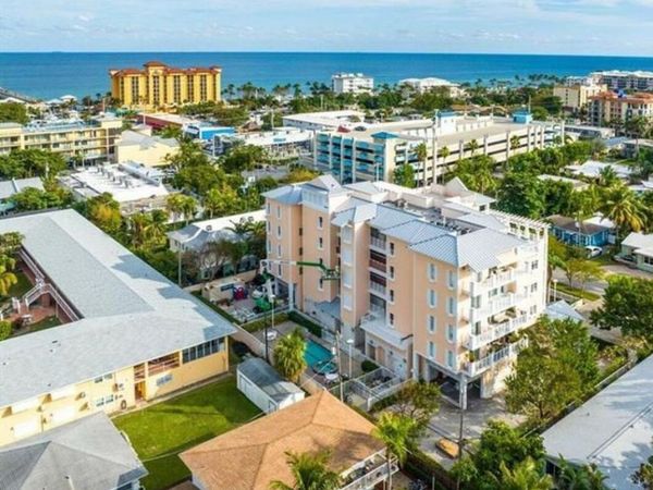 1931 NE 2nd Street, Unit 305, Deerfield Beach, FL 33441