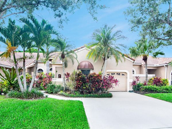 2102 Mahogany Place, Palm Beach Gardens, FL 33418
