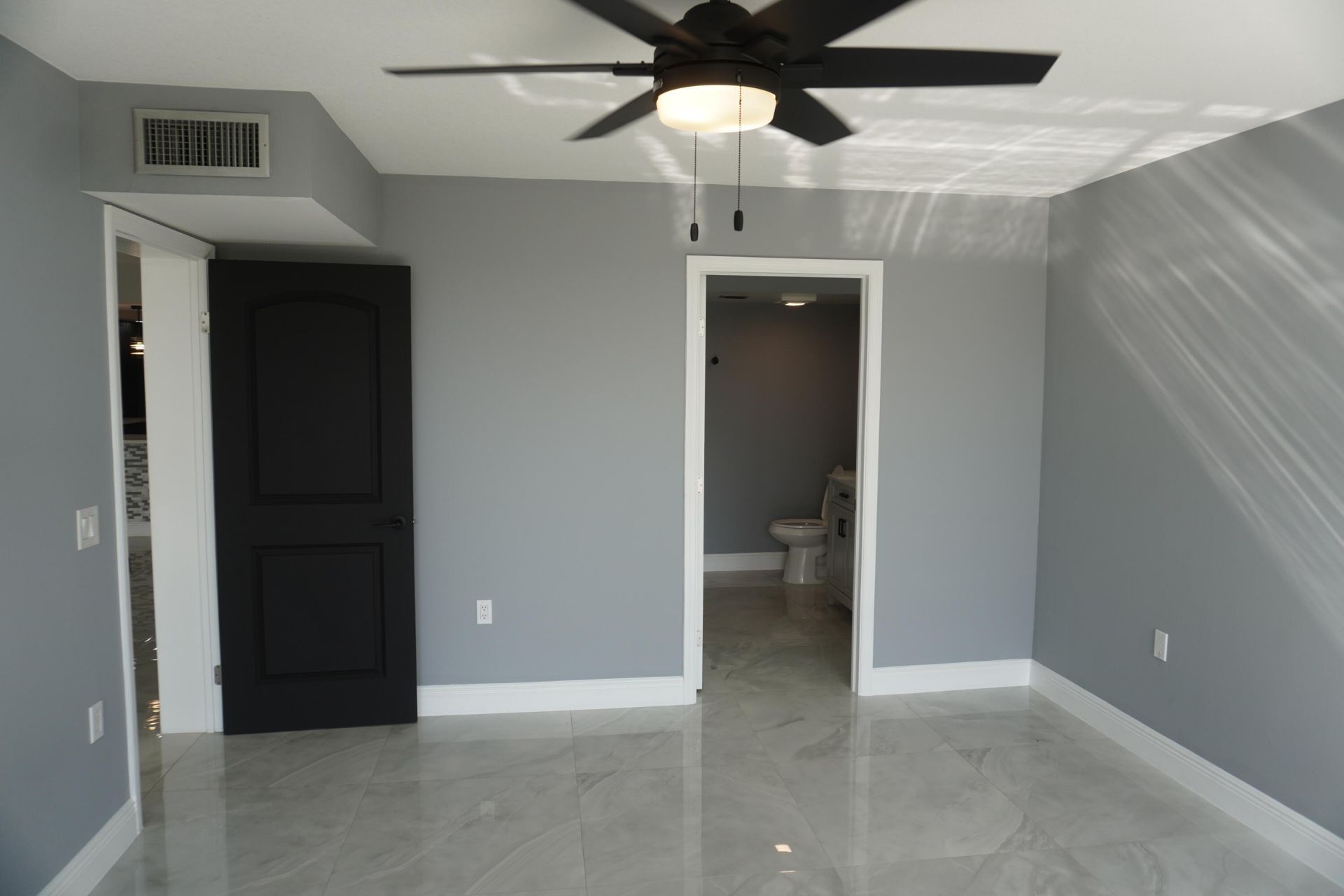2811 Village Boulevard, Unit 201, West Palm Beach, FL 33409 Photo