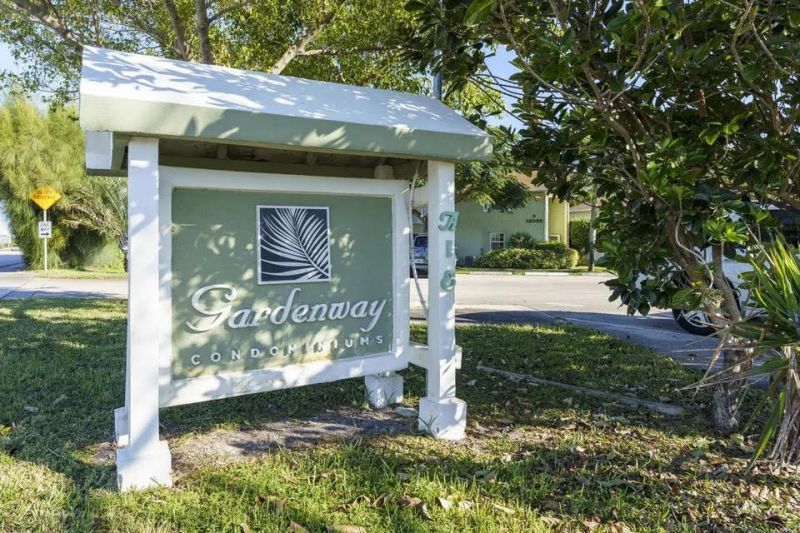 12036 Alternate A1a, Unit B4, Palm Beach Gardens, FL 33410 Photo