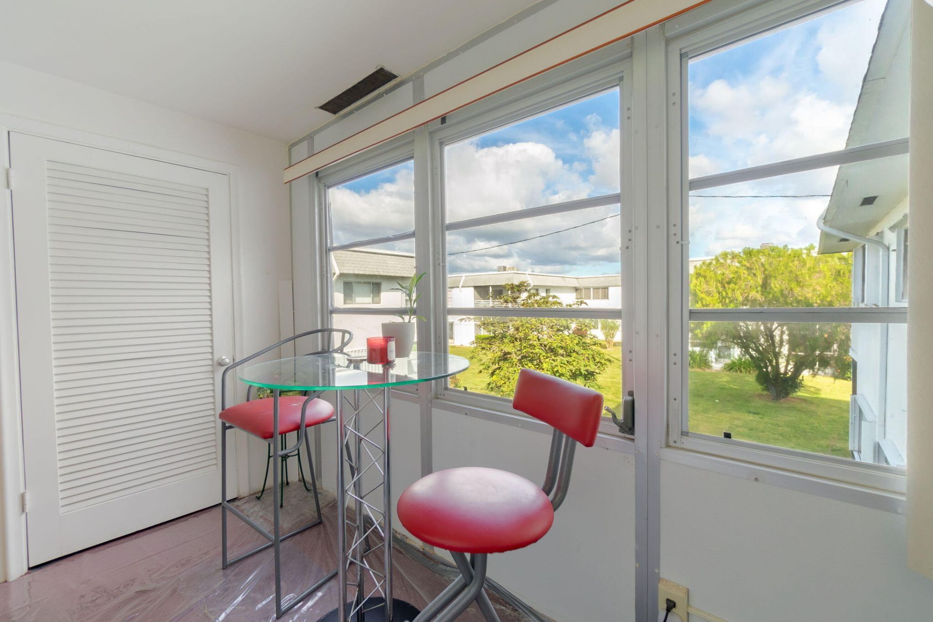3280 Cynthia Lane, Unit 208, Lake Worth Beach, FL 33461 Photo