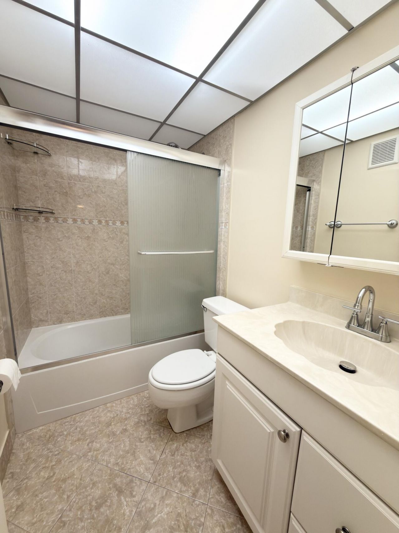 7650 W Mcnab Road, Unit 210, Tamarac, FL 33321 Photo