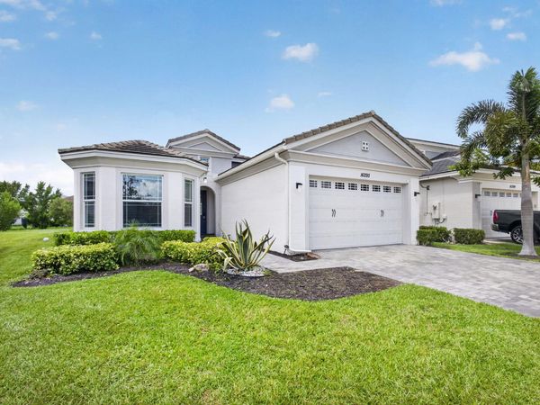 16293 Melogold Drive, The Acreage, FL 33470
