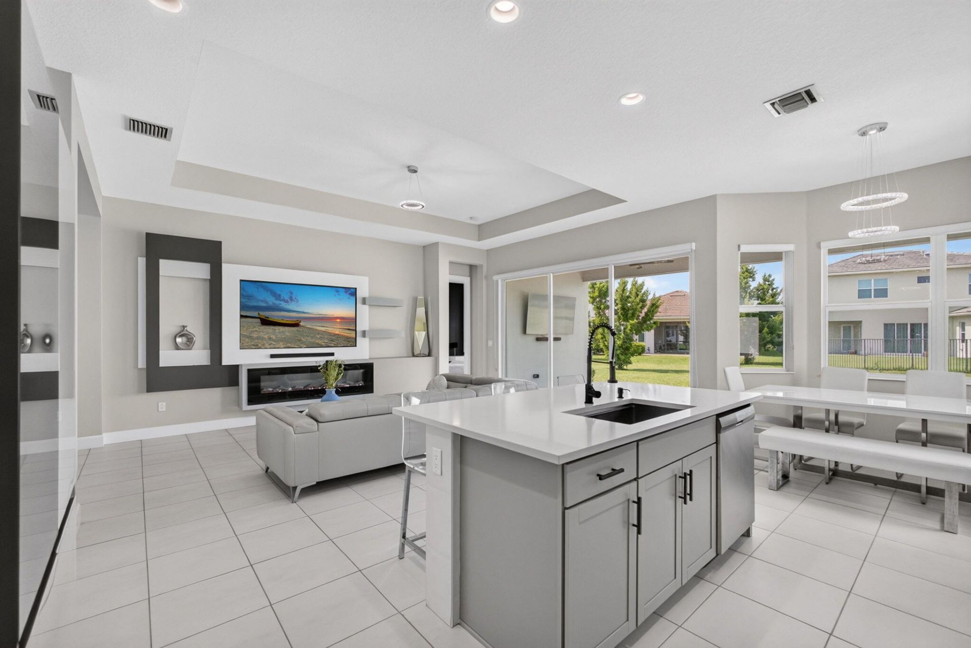 16293 Melogold Drive, The Acreage, FL 33470 Photo