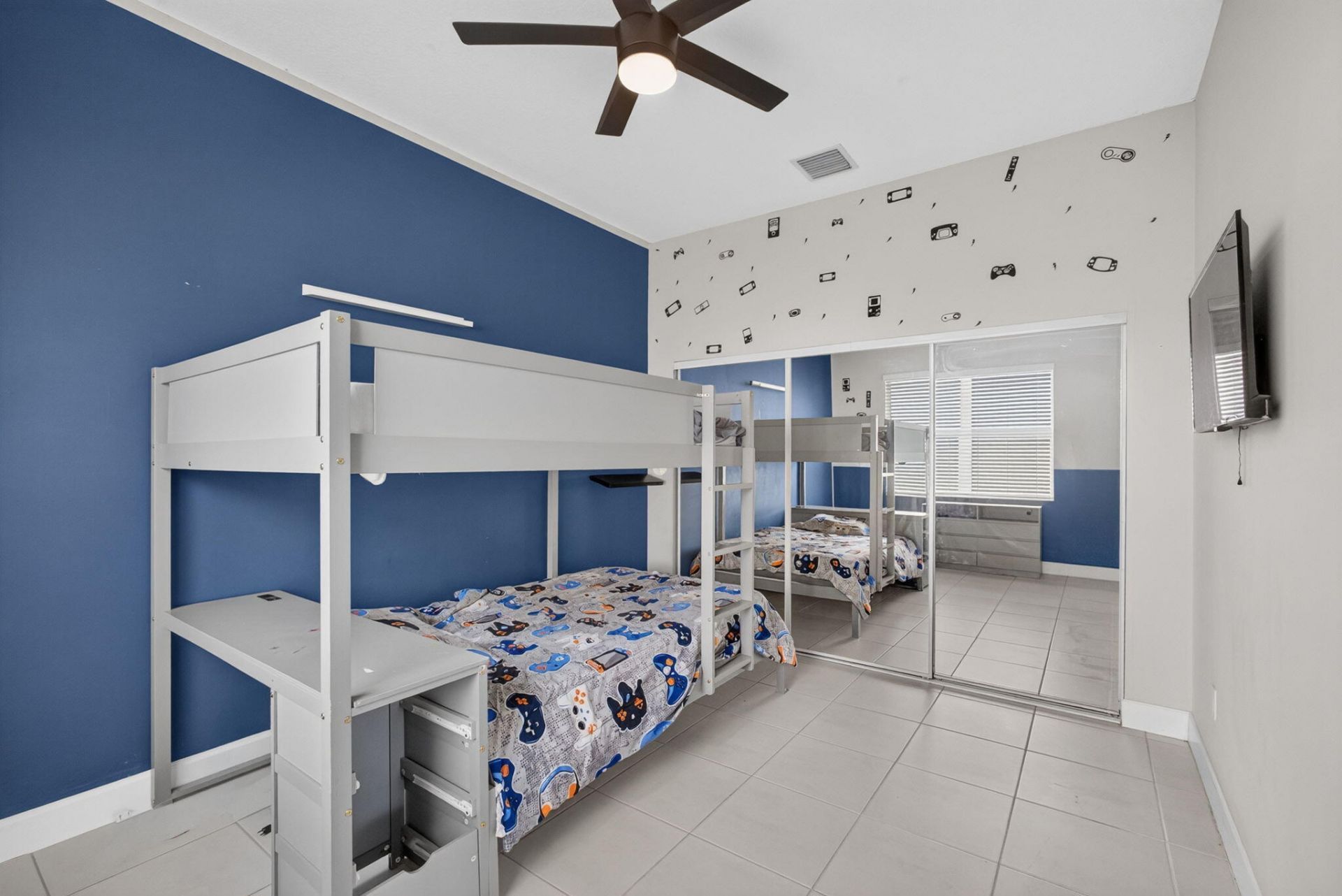 16293 Melogold Drive, The Acreage, FL 33470 Photo