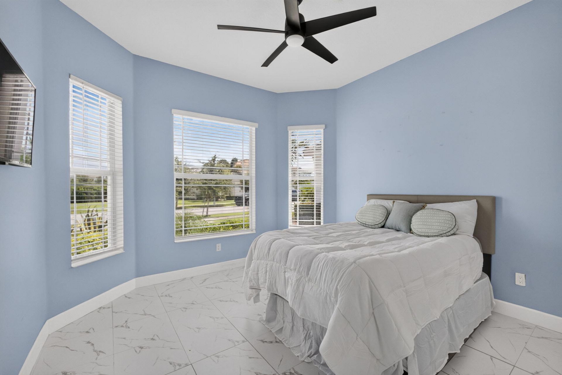 16293 Melogold Drive, The Acreage, FL 33470 Photo