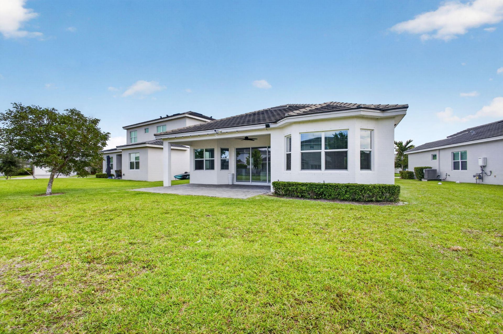 16293 Melogold Drive, The Acreage, FL 33470 Photo