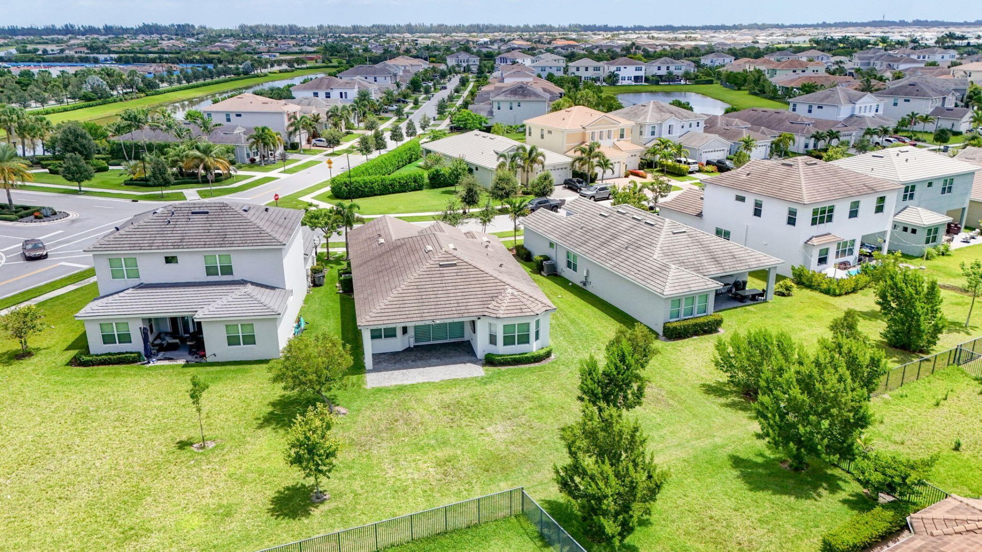 16293 Melogold Drive, The Acreage, FL 33470 Photo