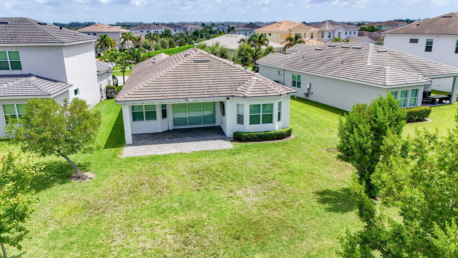 16293 Melogold Drive, The Acreage, FL 33470 Photo