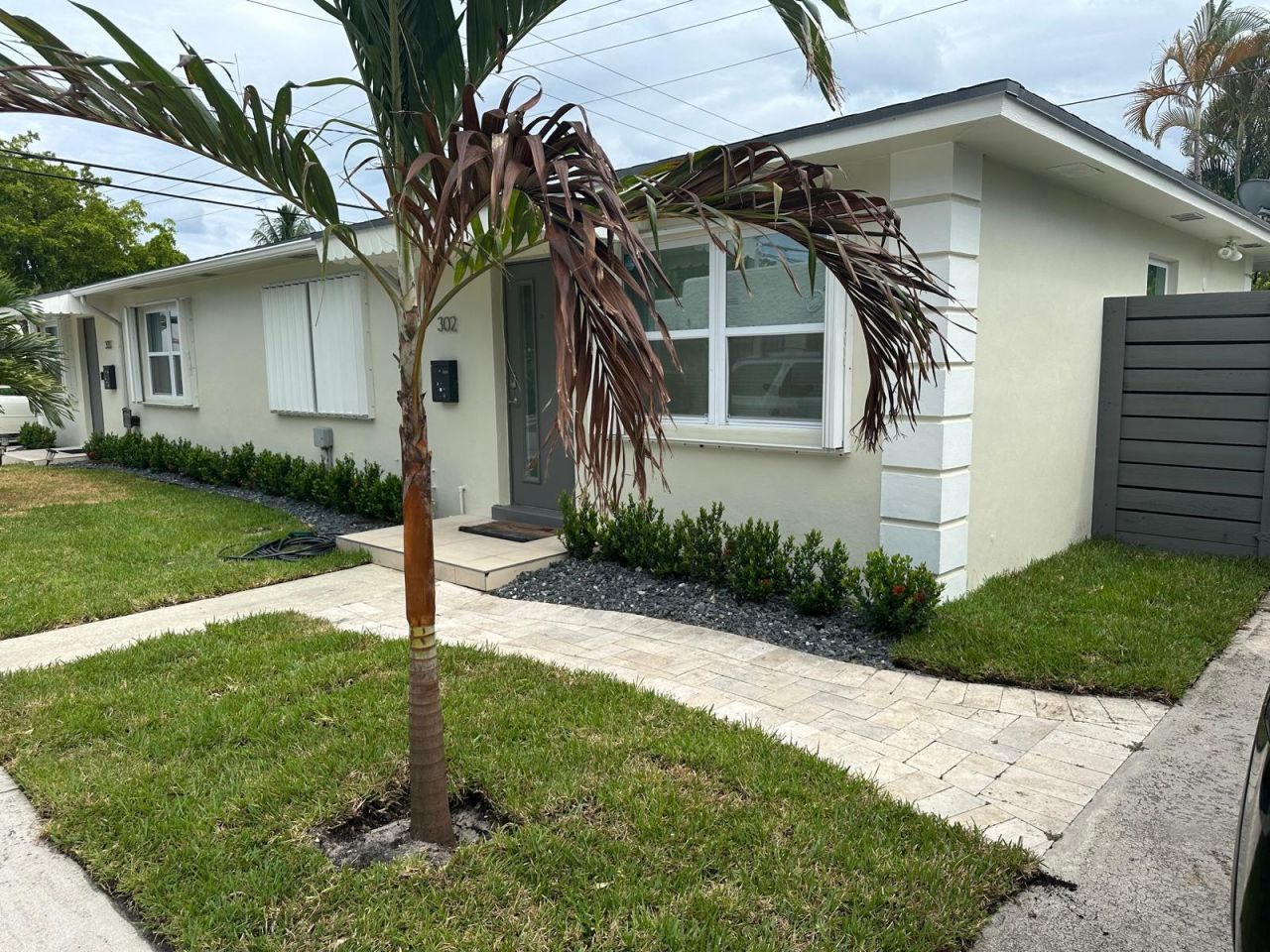 300 Central Drive, West Palm Beach, FL 33405 Photo