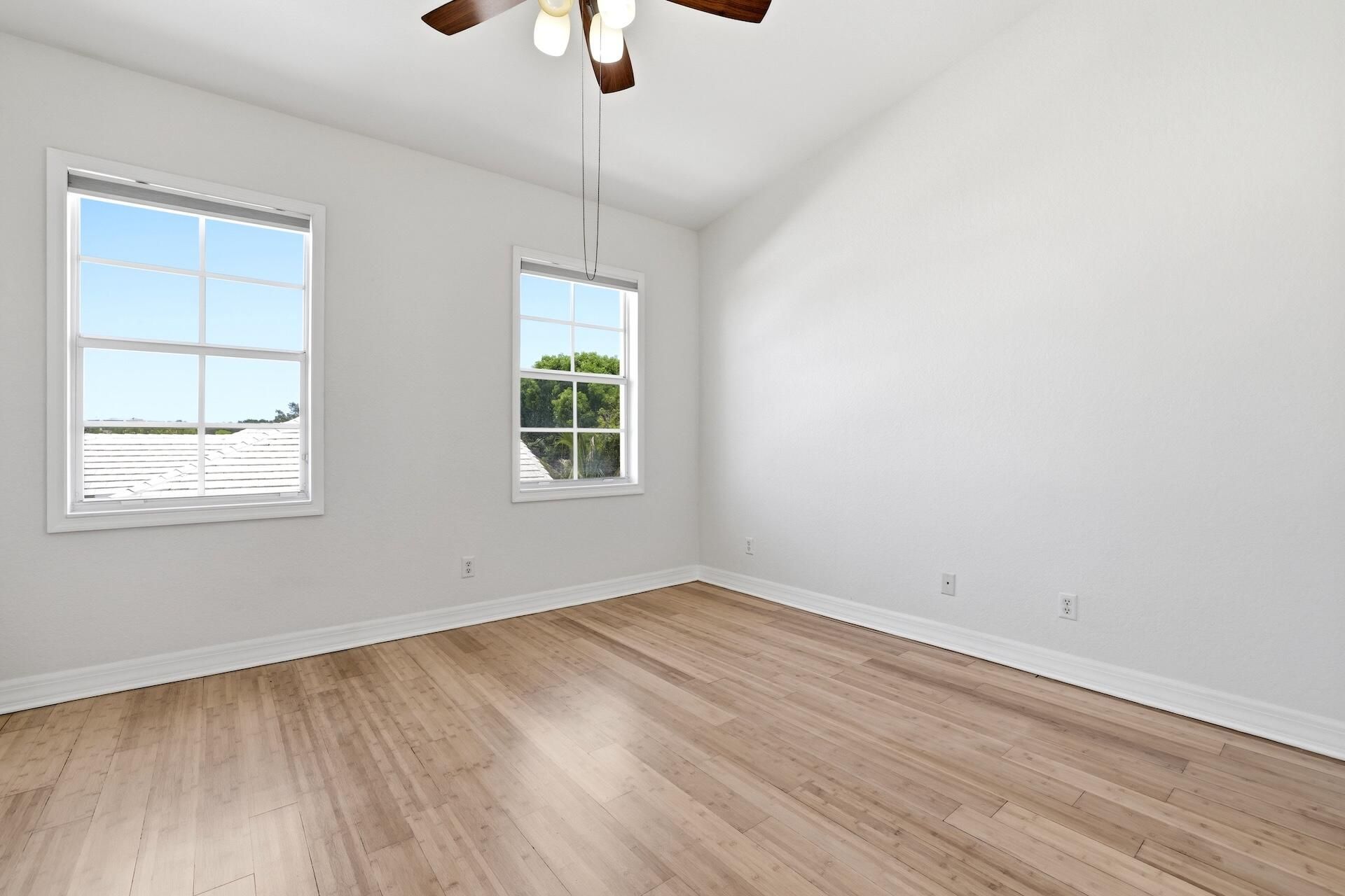 127 E Thatch Palm Circle, Jupiter, FL 33458 Photo