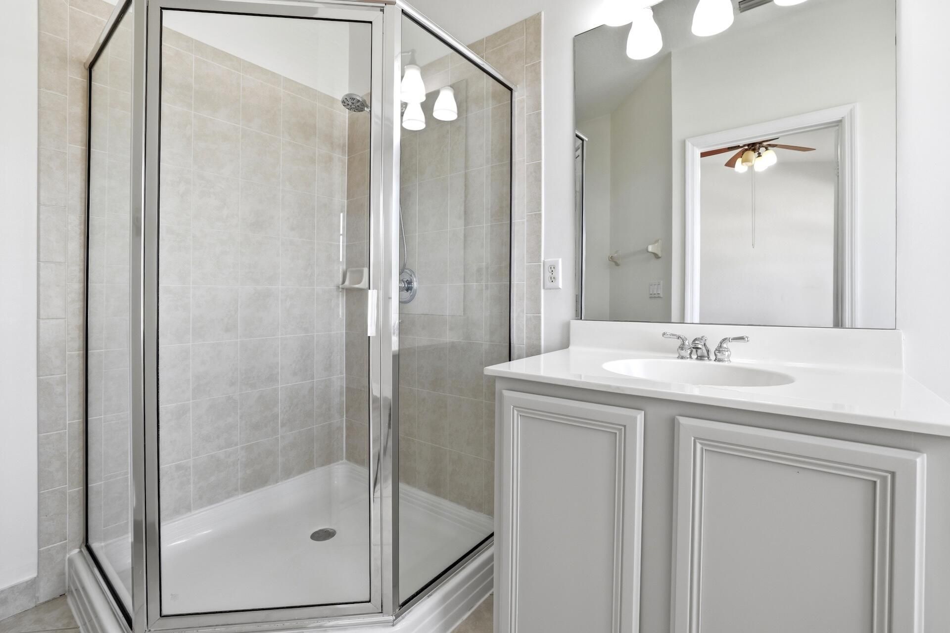 127 E Thatch Palm Circle, Jupiter, FL 33458 Photo