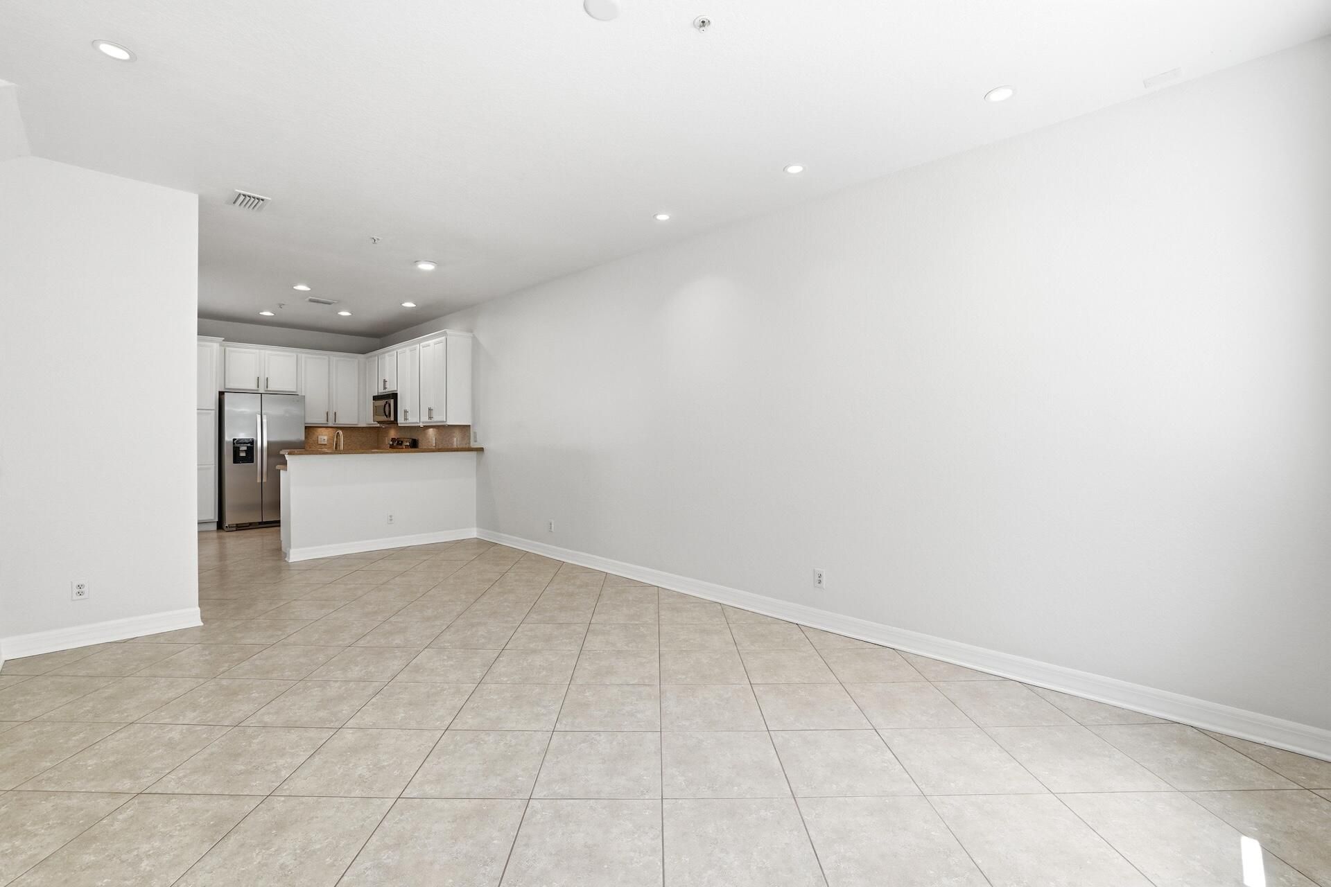 127 E Thatch Palm Circle, Jupiter, FL 33458 Photo