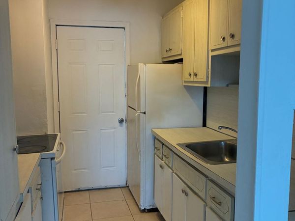 300 NE 191st Street, Unit 217, Miami, FL 33179