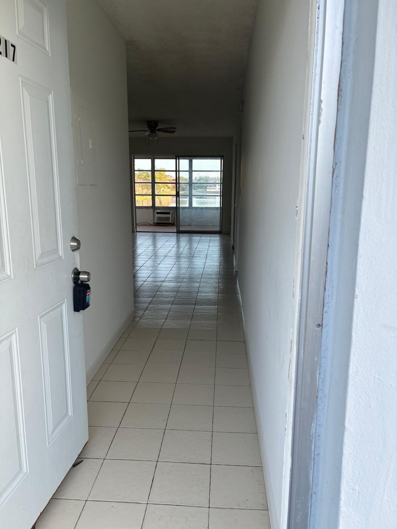 300 NE 191st Street, Unit 217, Miami, FL 33179 Photo
