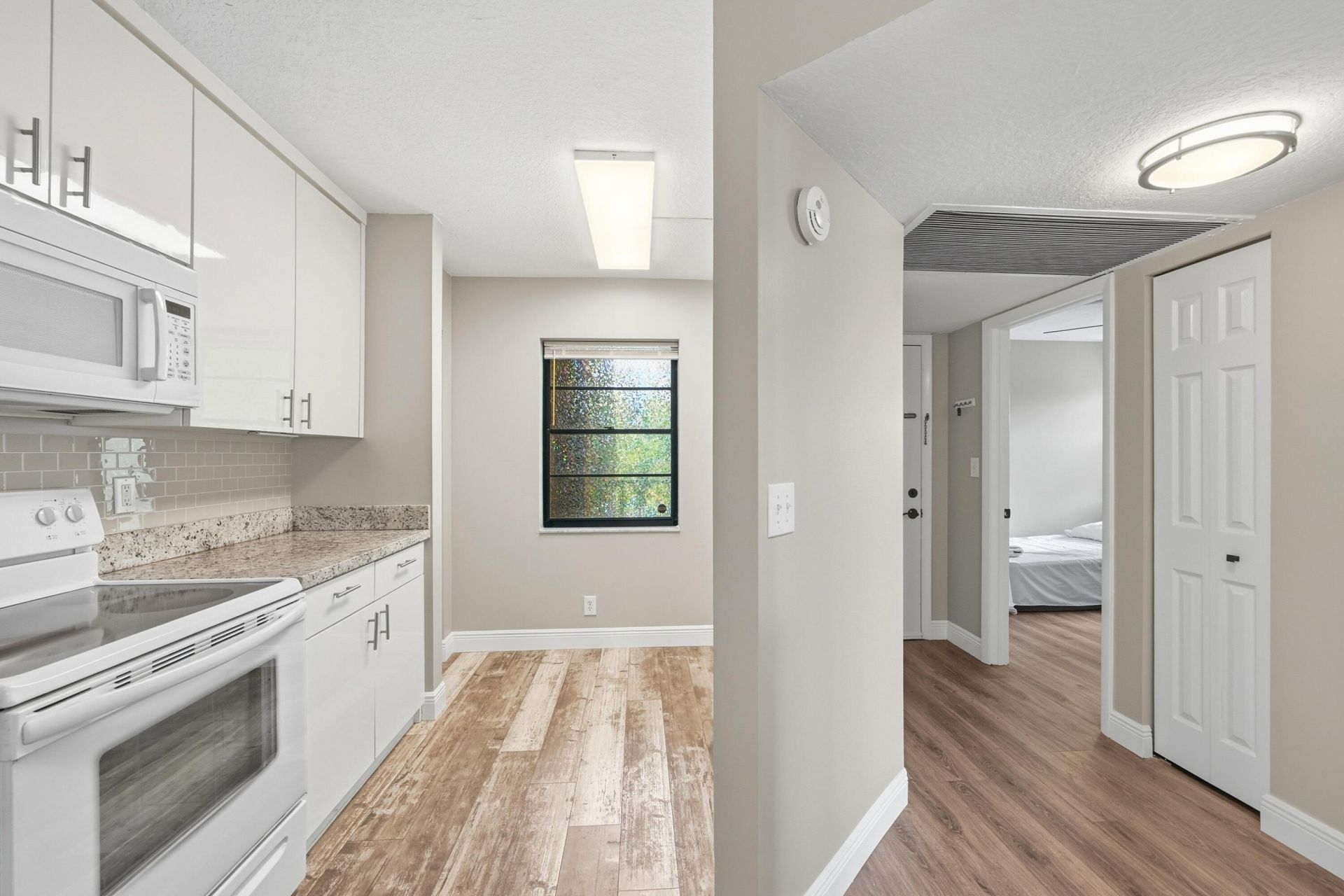 10401 W Broward Boulevard, Unit 401, Plantation, FL 33324 Photo