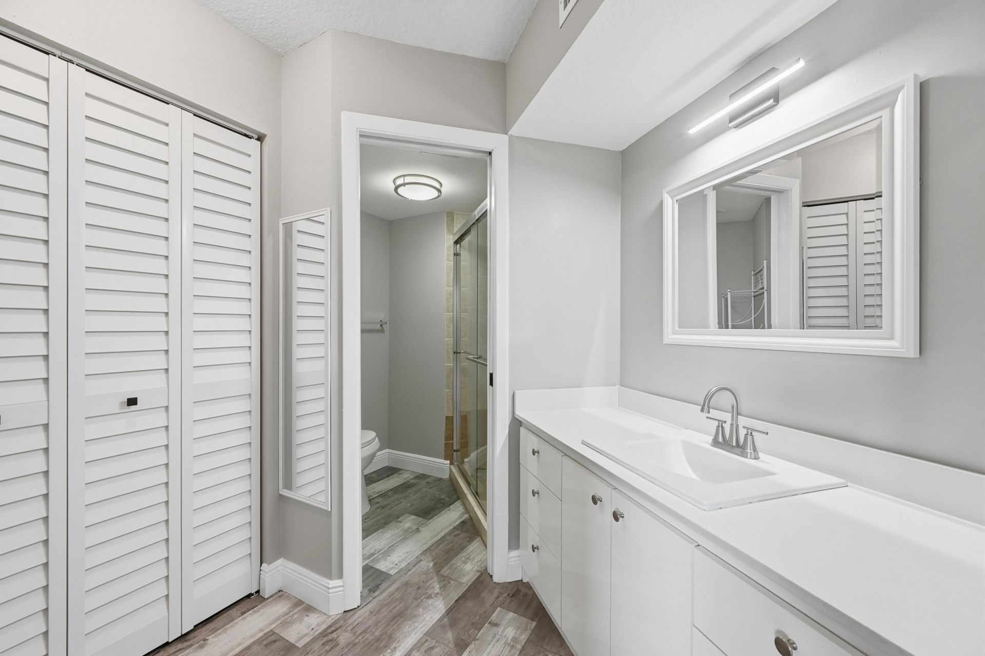 10401 W Broward Boulevard, Unit 401, Plantation, FL 33324 Photo
