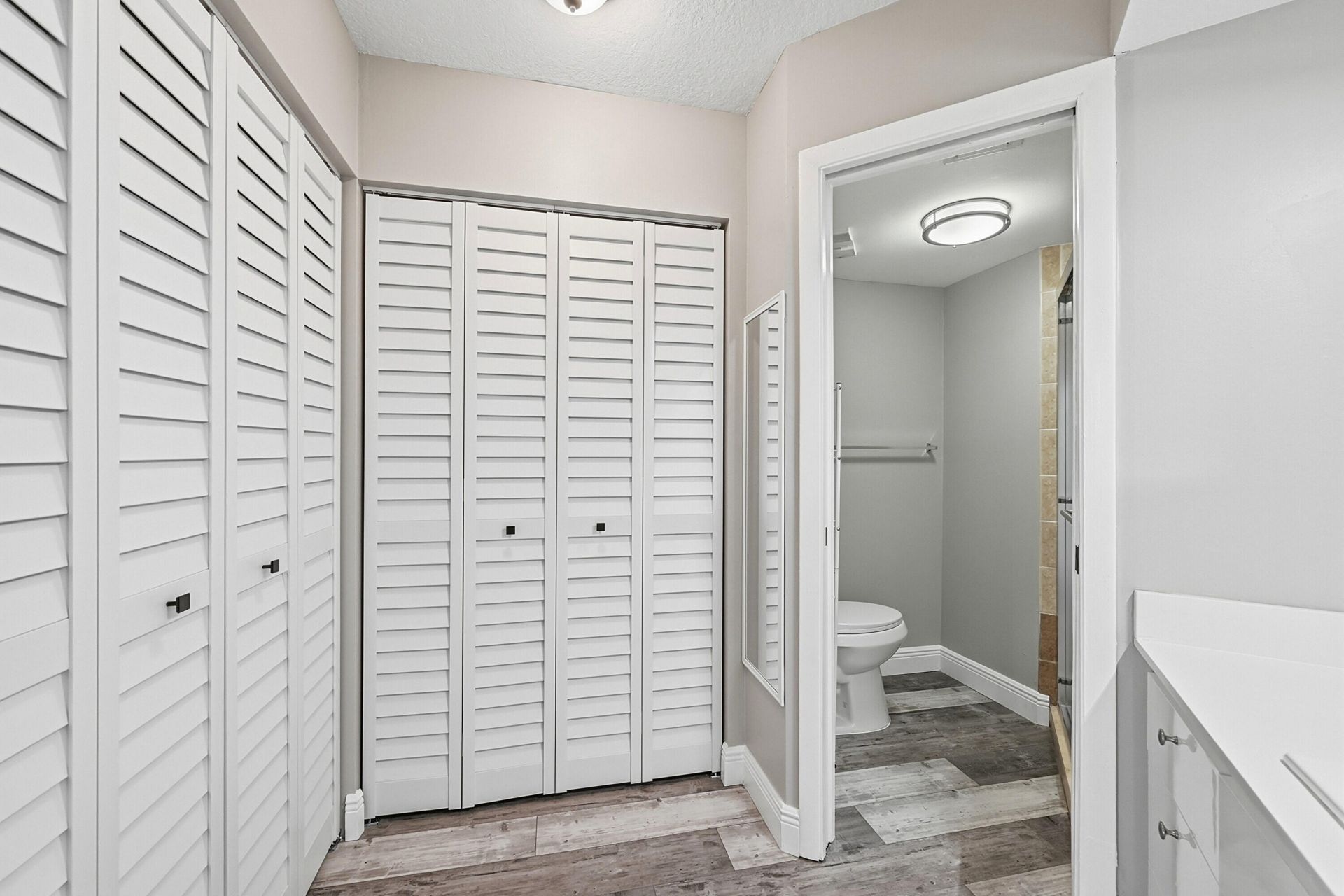 10401 W Broward Boulevard, Unit 401, Plantation, FL 33324 Photo