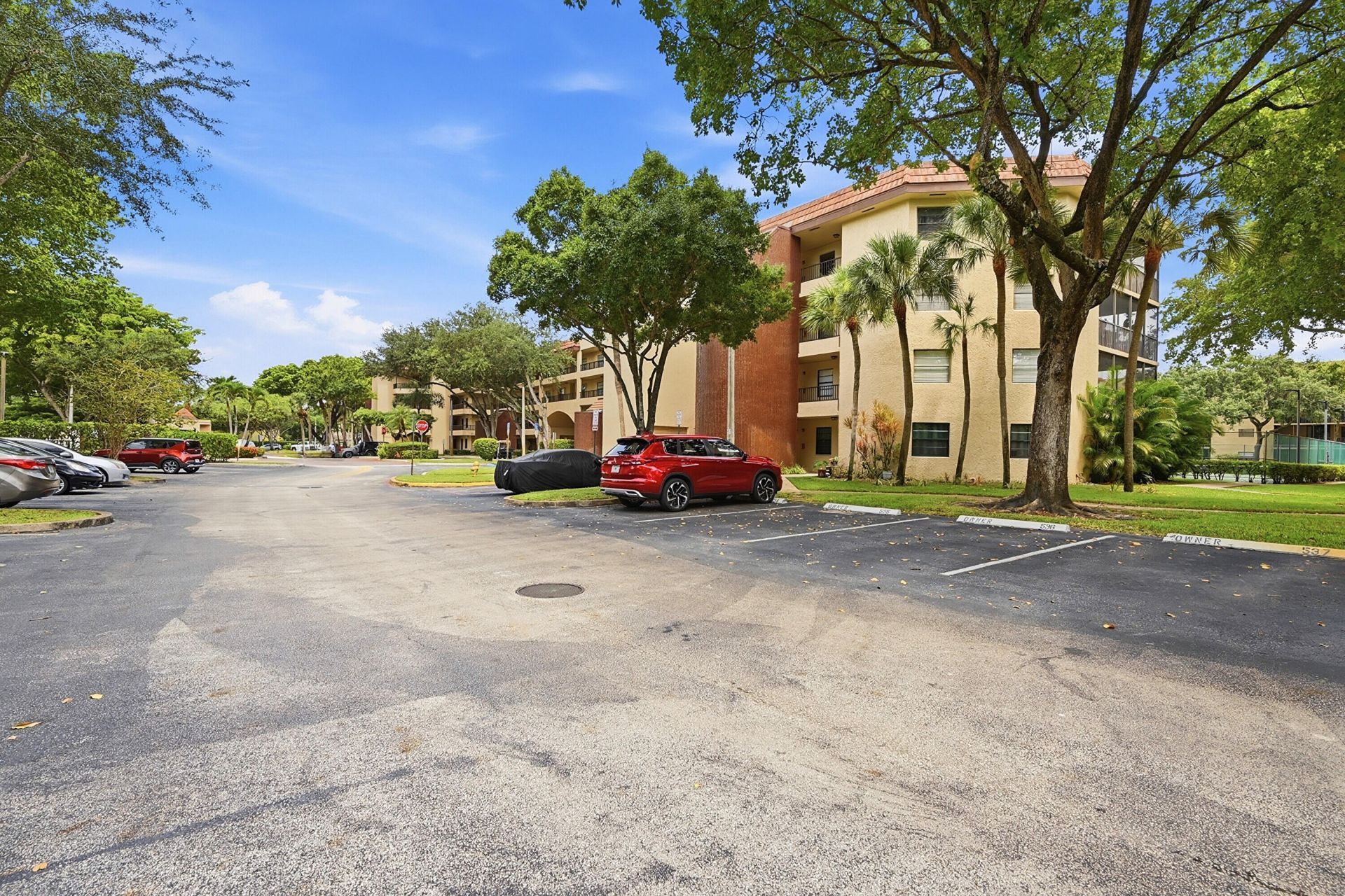 10401 W Broward Boulevard, Unit 401, Plantation, FL 33324 Photo