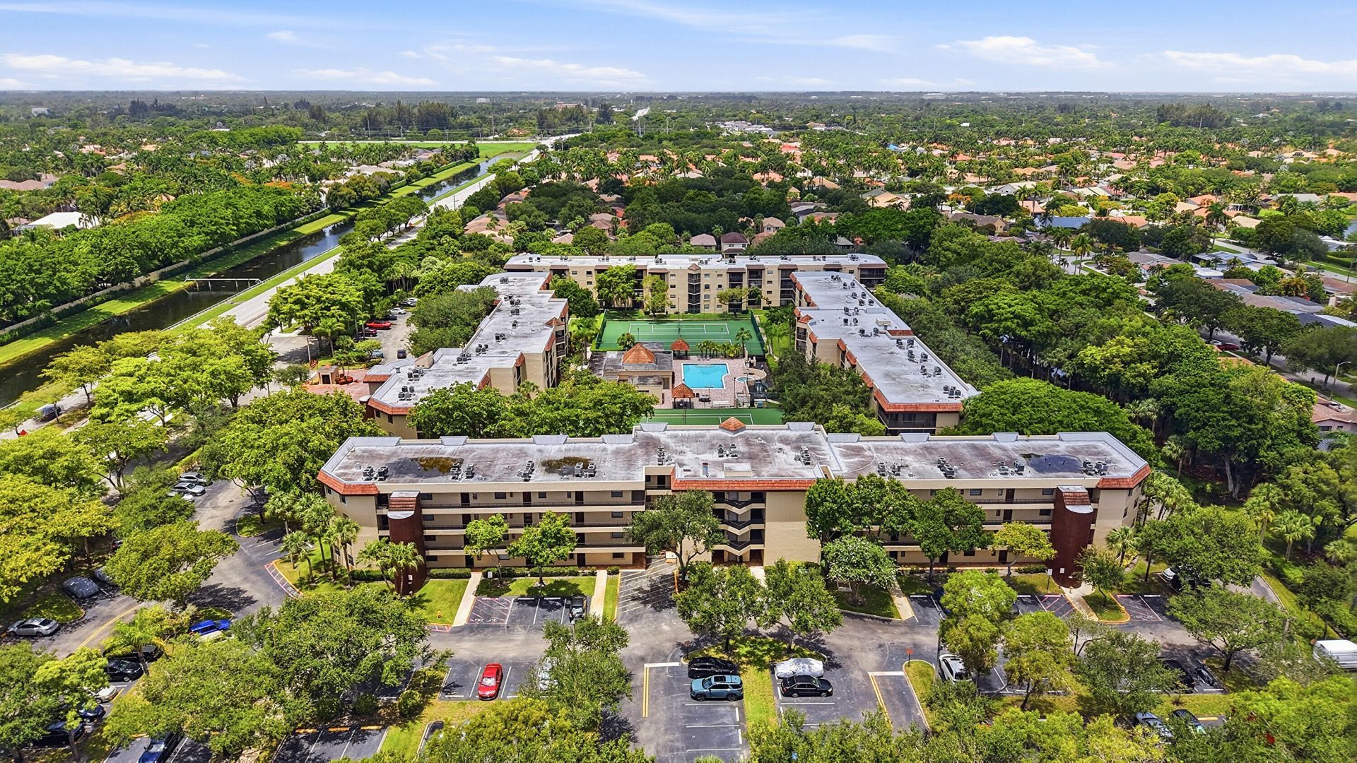 10401 W Broward Boulevard, Unit 401, Plantation, FL 33324 Photo