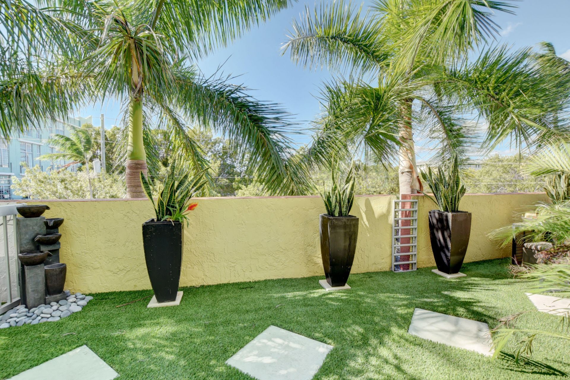 185 NE 4th Avenue, Unit 203, Delray Beach, FL 33483 Photo
