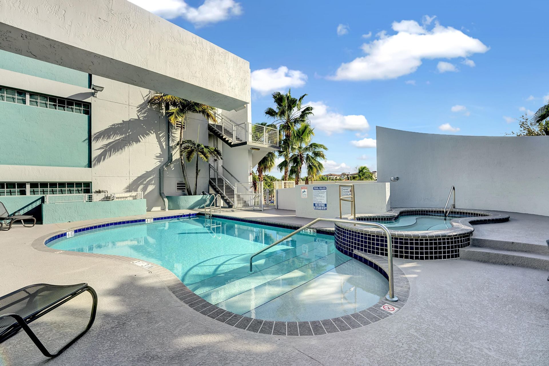 185 NE 4th Avenue, Unit 203, Delray Beach, FL 33483 Photo