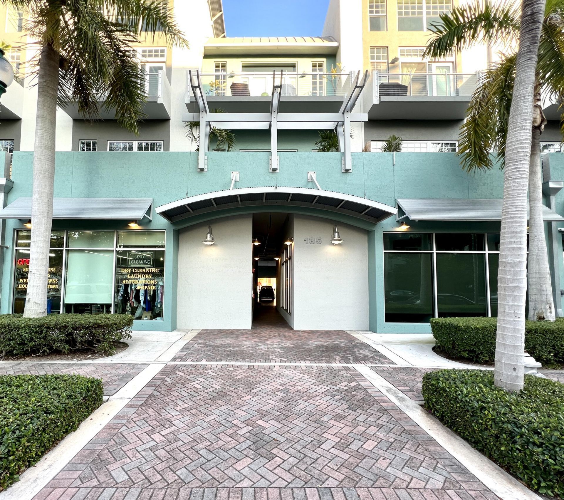 185 NE 4th Avenue, Unit 203, Delray Beach, FL 33483 Photo