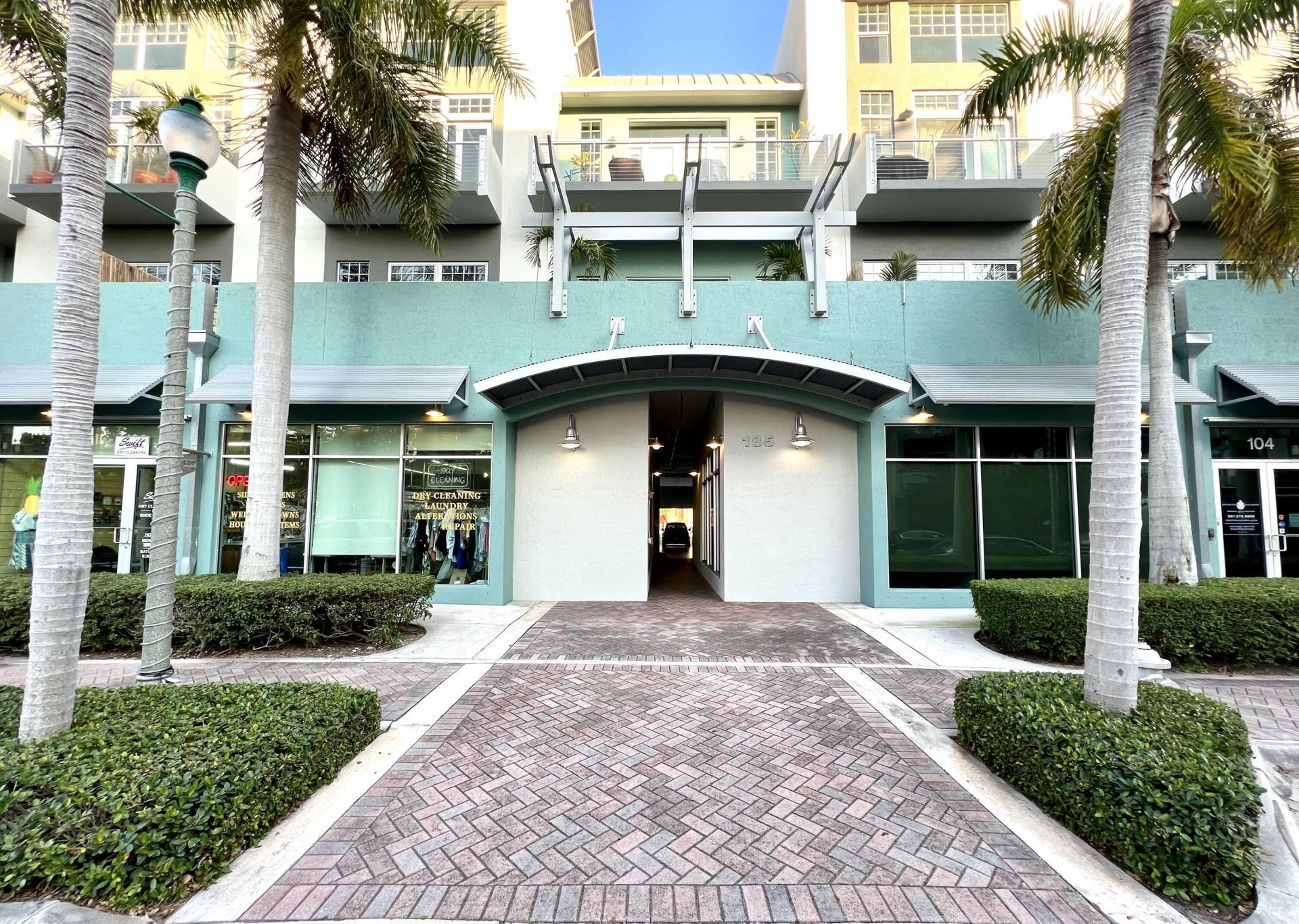 185 NE 4th Avenue, Unit 203, Delray Beach, FL 33483 Photo