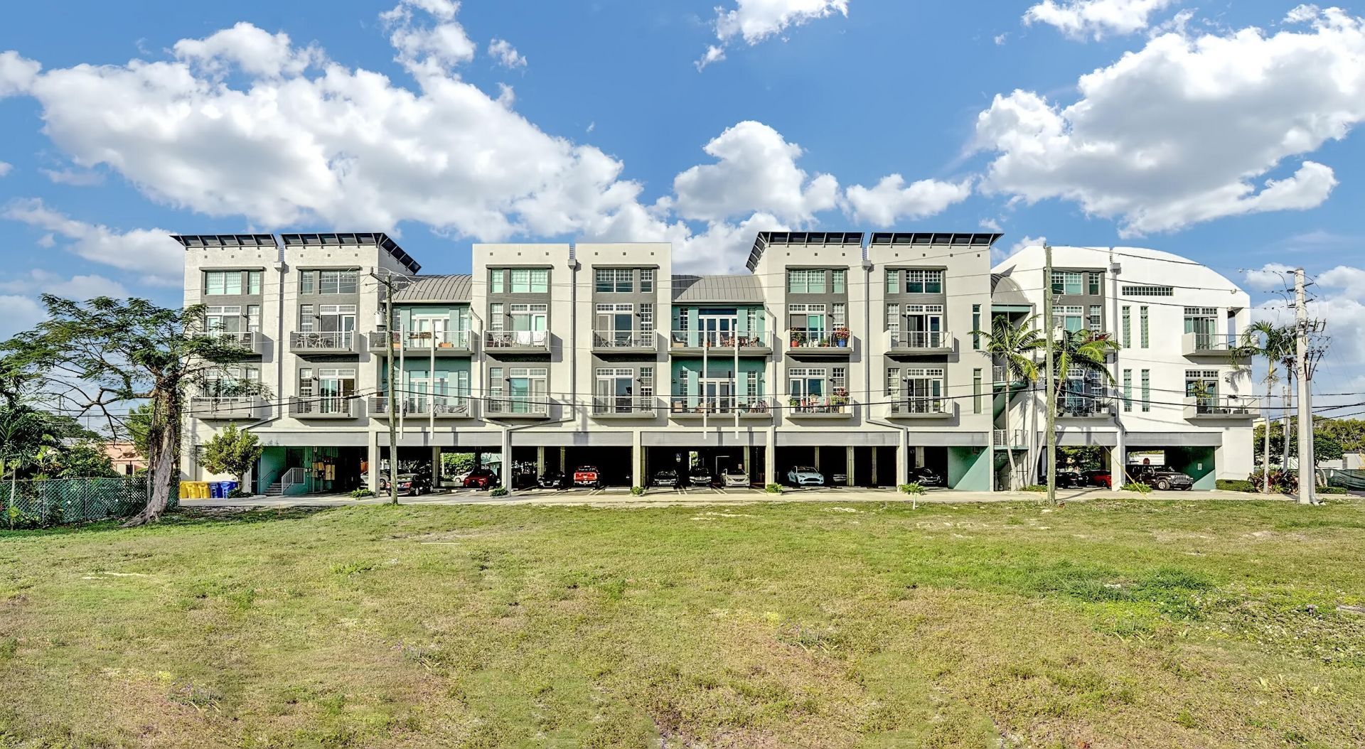 185 NE 4th Avenue, Unit 203, Delray Beach, FL 33483 Photo