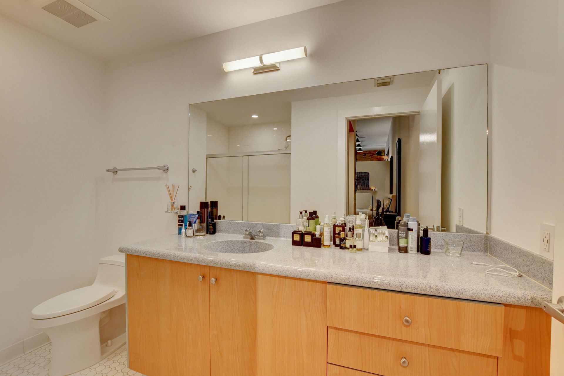 185 NE 4th Avenue, Unit 203, Delray Beach, FL 33483 Photo