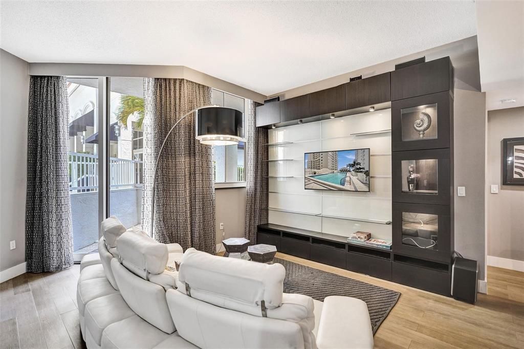 255 Evernia Street, Unit 501, West Palm Beach, FL 33401 Photo
