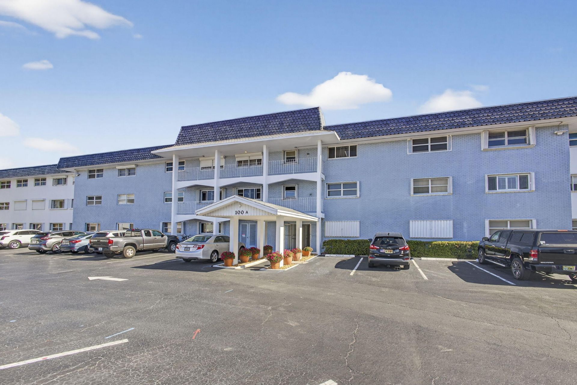 100 Shore Court, Unit 307, North Palm Beach, FL 33408 Photo