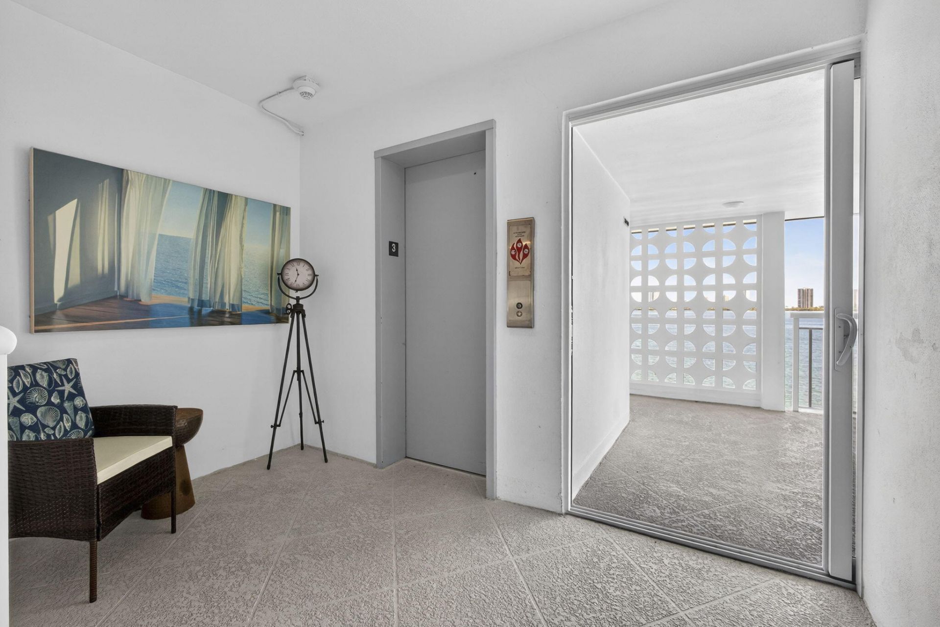 100 Shore Court, Unit 307, North Palm Beach, FL 33408 Photo