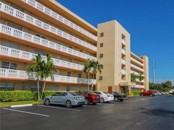 101 SE 3rd Avenue, Unit 301, Dania Beach, FL 33004
