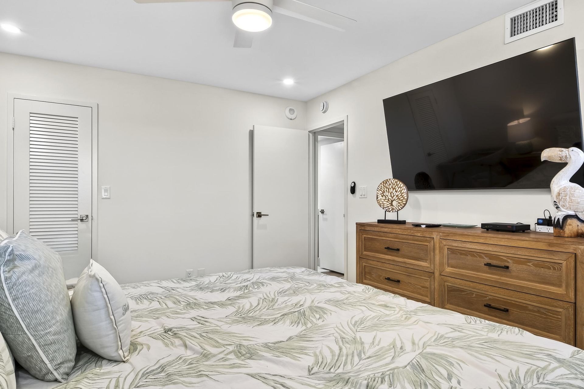 111 N Pompano Beach Boulevard, Unit 611, Pompano Beach, FL 33062 Photo