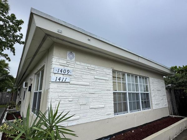 1409 NW 2nd Avenue, Unit 1-2, Fort Lauderdale, FL 33311