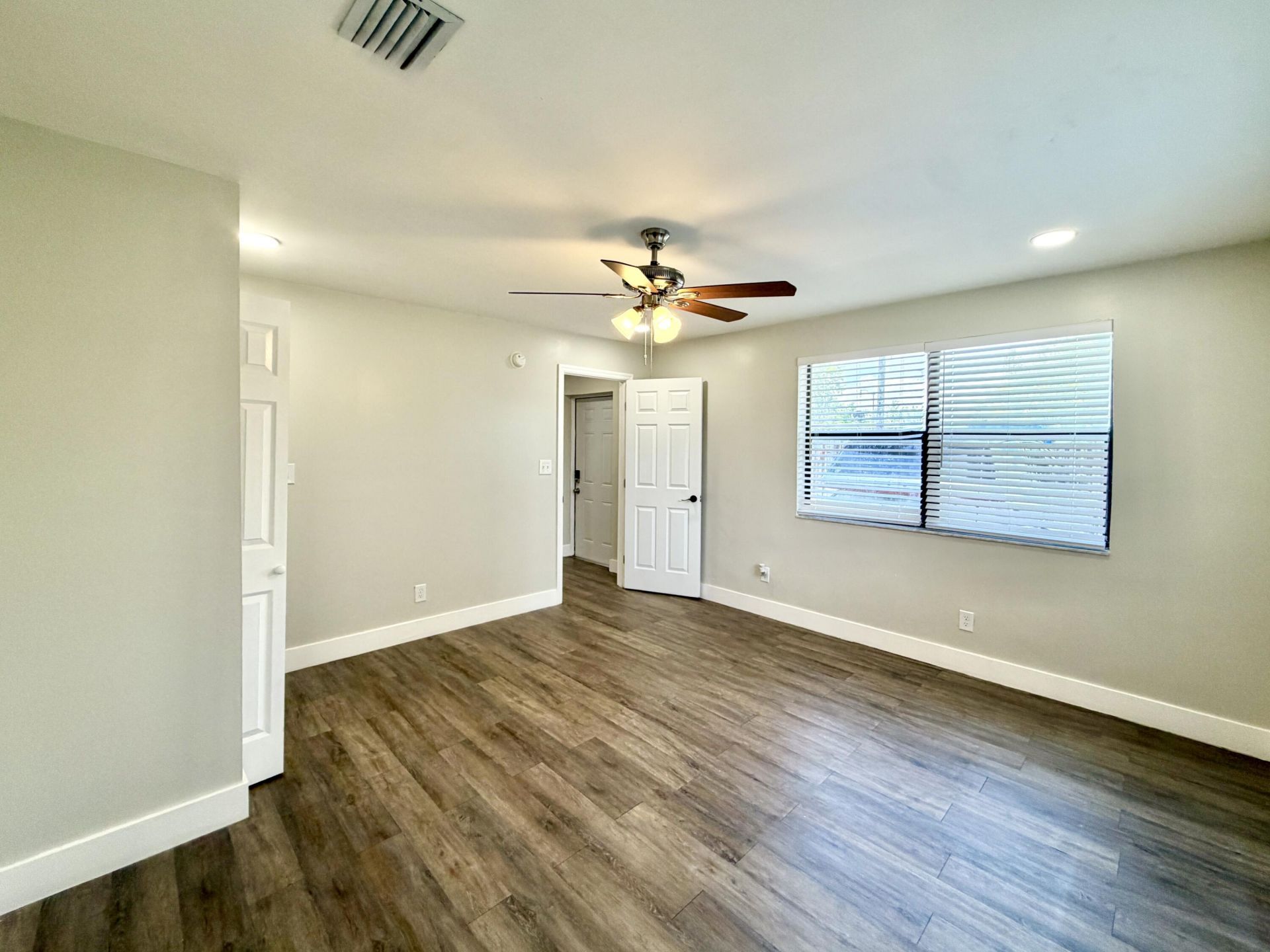 661 NW 23rd Terrace, Pompano Beach, FL 33069 Photo