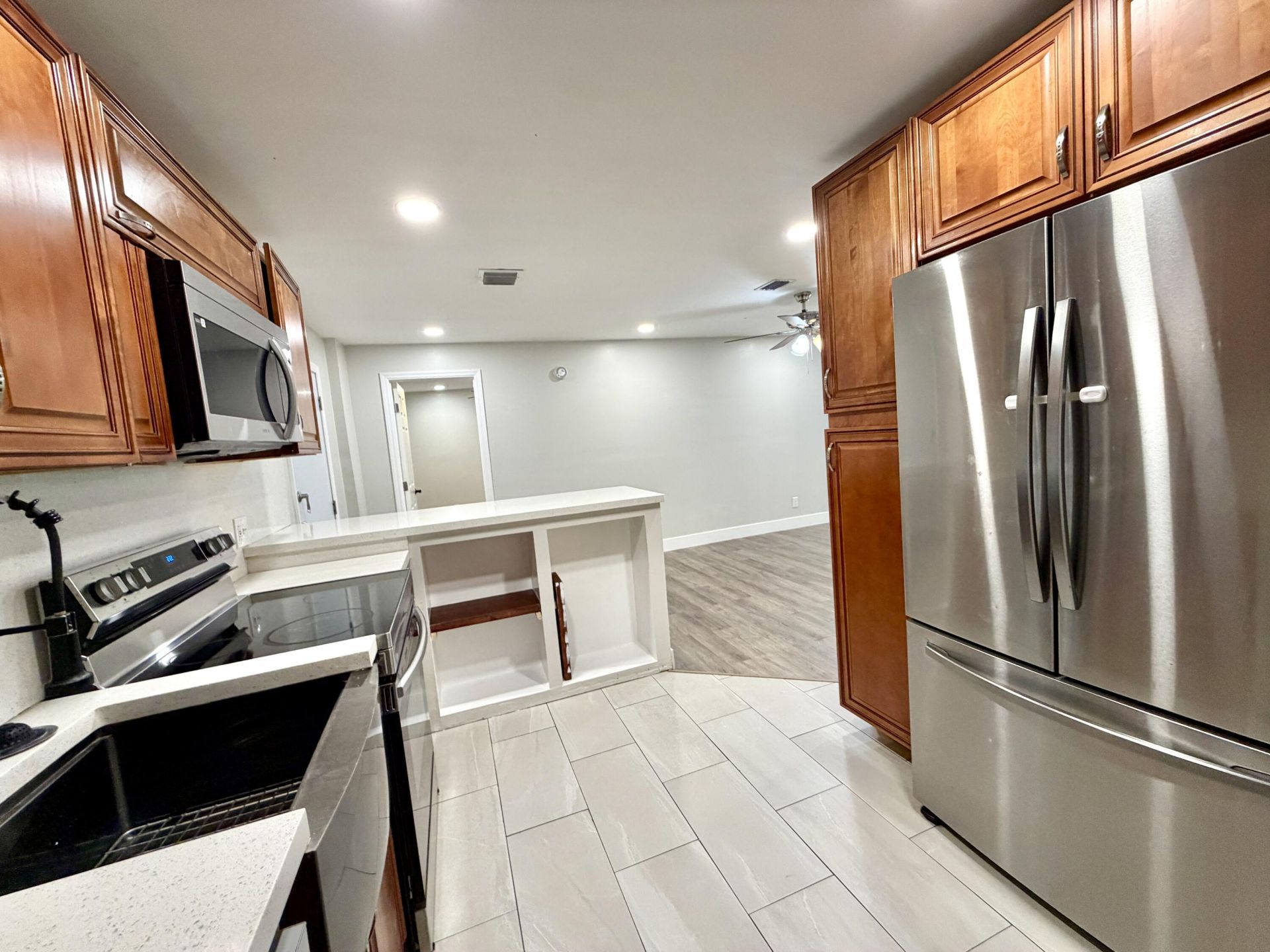 661 NW 23rd Terrace, Pompano Beach, FL 33069 Photo