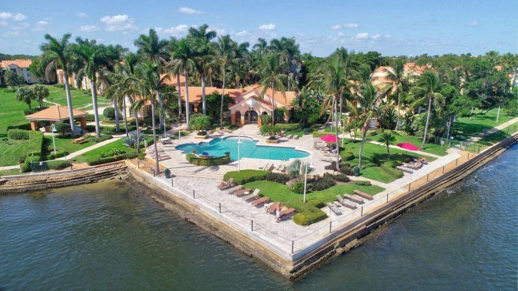 123 Yacht Club Way, Unit 207, Hypoluxo, FL 33462 Photo