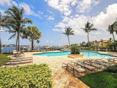 123 Yacht Club Way, Unit 207, Hypoluxo, FL 33462 Photo